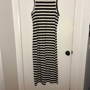 Old Navy Black and White Sleeveless Sheath Maxi Dress